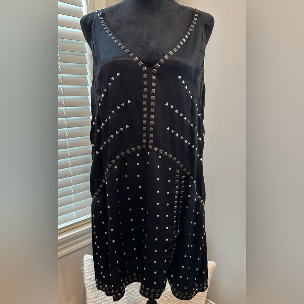 ✨NWT✨ Anthropologie Embellished Deep V Mini Dress Size M - Picture 3 of 16